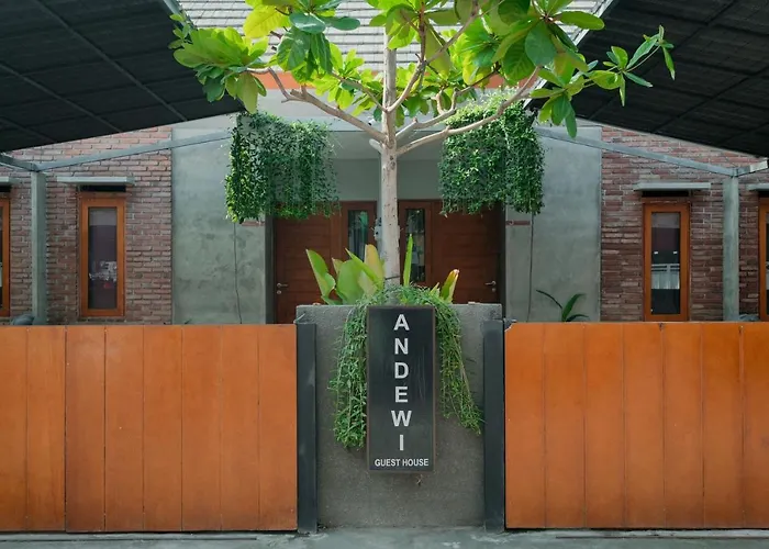 Guest house Andewi Denpasar Redpartner - Minimum 30 Nights